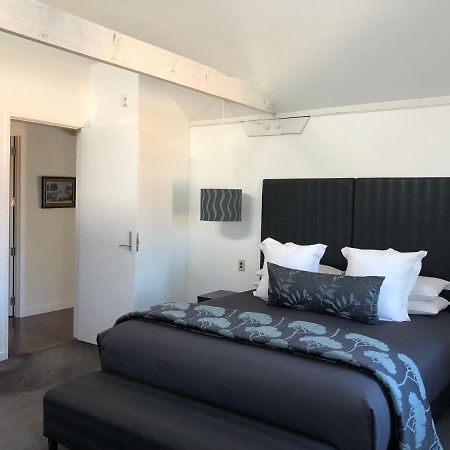 Luxurious Loft Apartments In The Heart Of Ahuriri Napier Exterior photo